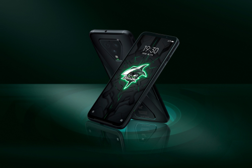 腾讯深度定制的腾讯黑鲨游戏手机3成为游戏手机新标杆